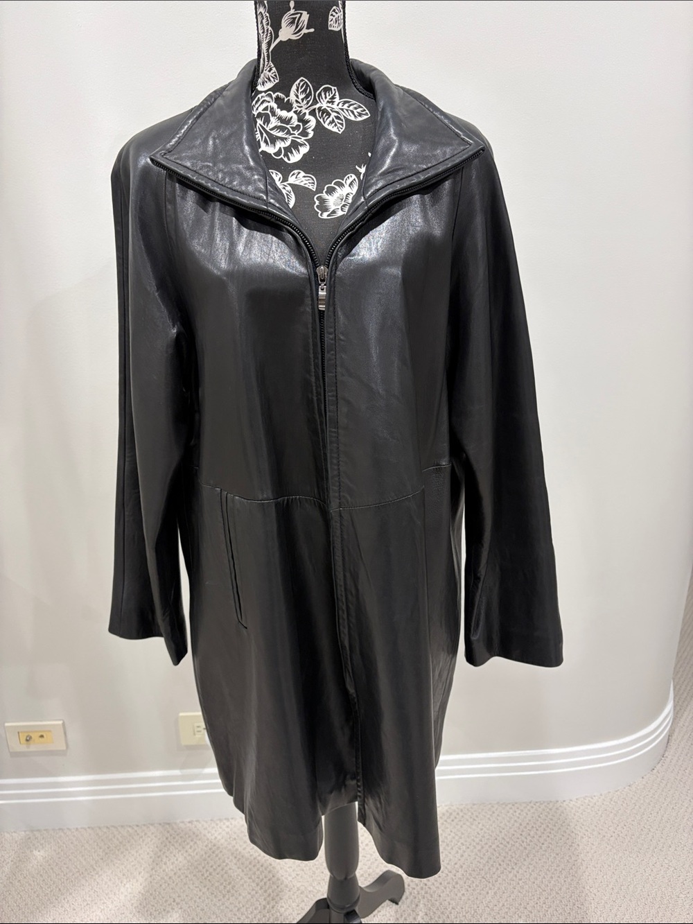 Vintage Jones New York leather coat size large